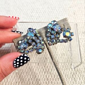 Vintage Blue AB Clip ones